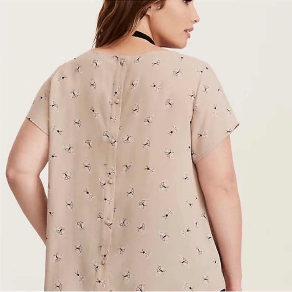 Torrid Womens Size 3 Gray Abbey Moth Georgette Button Blouse Short Sleeve - Picture 5 of 5